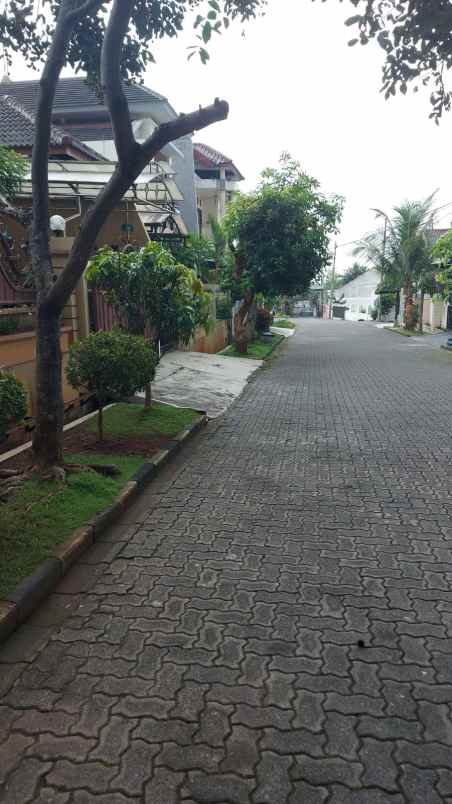 rumah nyaman dan luas mega bukit mas banyumanik