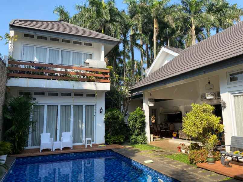 rumah nyaman di dalam perumahan bintaro sektor 9