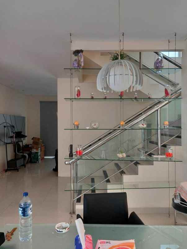 rumah pakuwon city san antonio minimalis siap huni