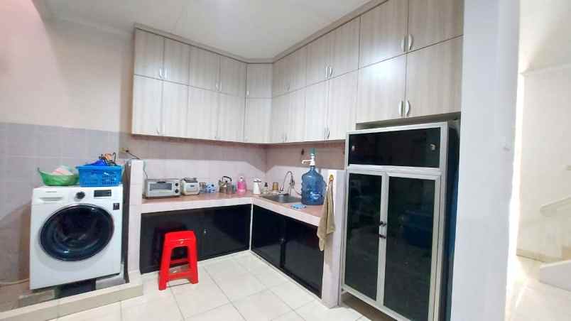 rumah pelepah elok kelapa gading