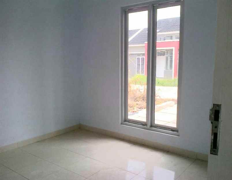 rumah perumahan victoria park jl