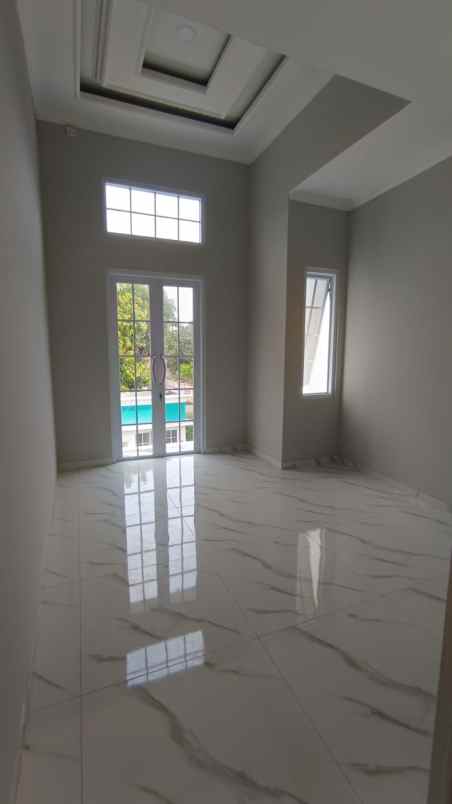 rumah ready d cluster 3 lantai tanah baru elih