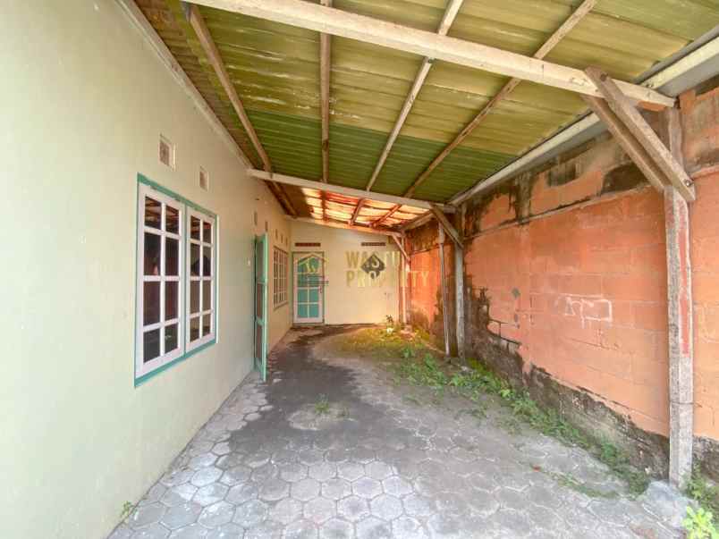 rumah second harga murah tanah luas dekat kompi tni au