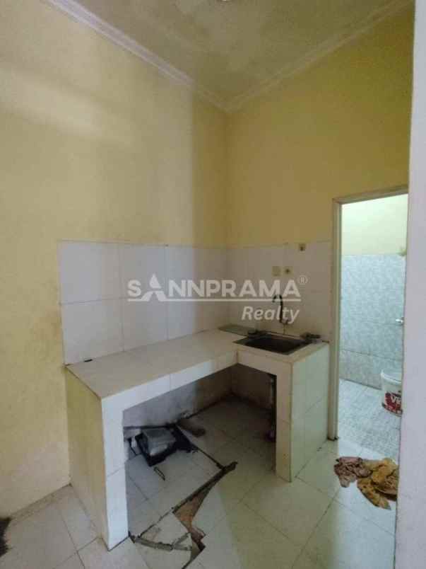 rumah second minimalis di grogol limo depok
