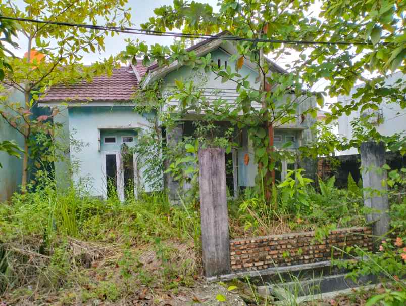 Rumah Second Tanah Luas Di Jl Nangka Pekanbaru