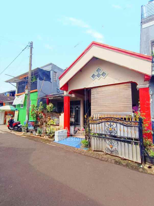 rumah selangkah ke tol desari