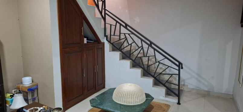 rumah shm 2 lantai dicikupa tangerang