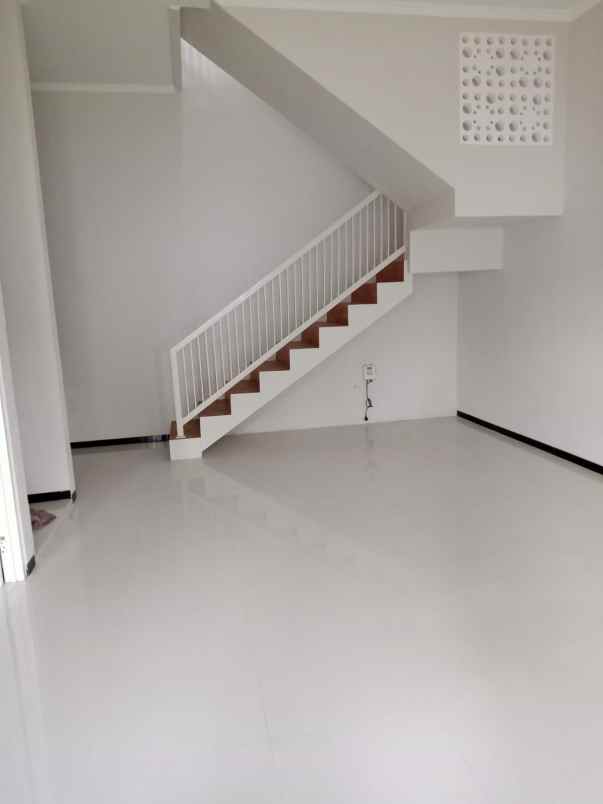 rumah siap huni 900 juta an di kota malang