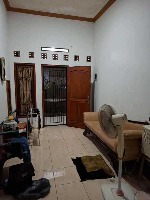 rumah siap huni asri nyaman di cimanggis depok