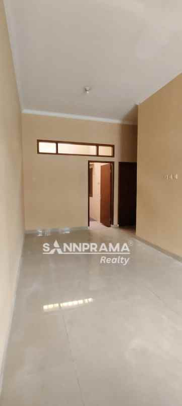 rumah siap huni dalam cluster di cagar alam depok