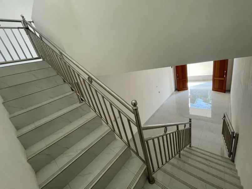 rumah siap huni di pondok bambu permai jakarta timur