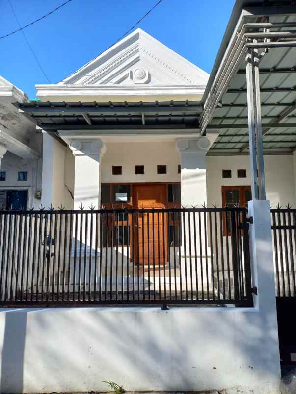 rumah siap huni dilokasi strategis aman dan nyaman