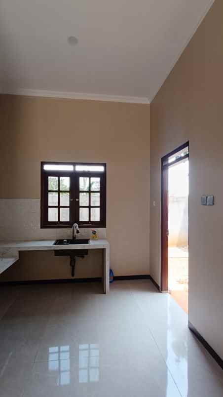 rumah strategis dekat kampus unnes siap huni shm ready