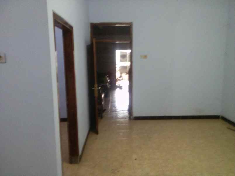 rumah tepi jalan kh mansyur