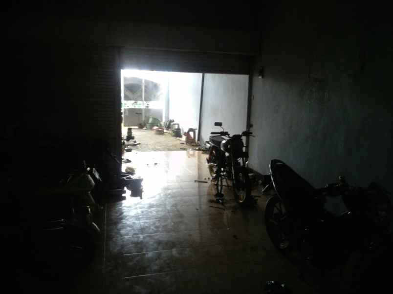 rumah tepi jalan kh mansyur