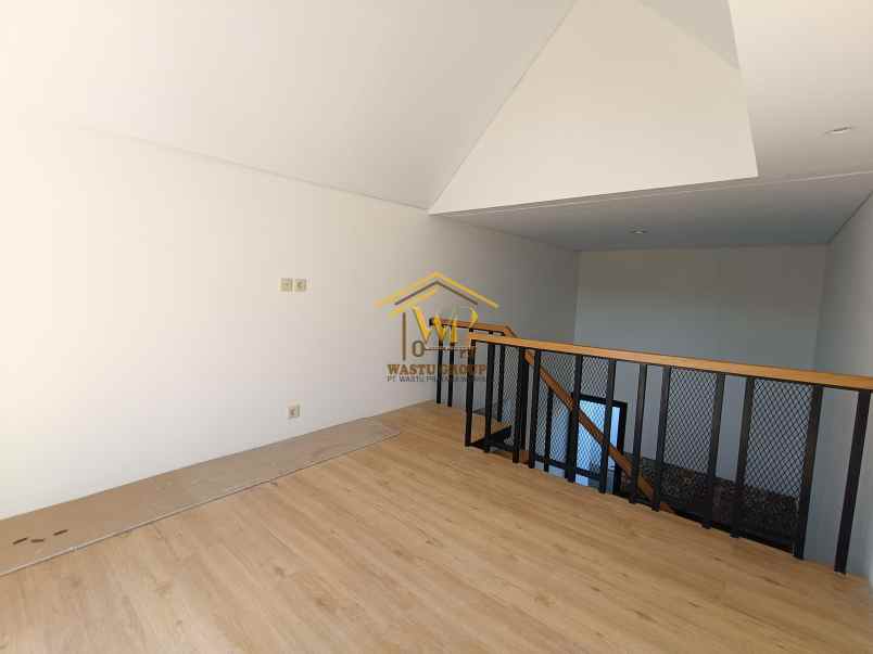 rumah terlaris di perumahan palagan 700jt