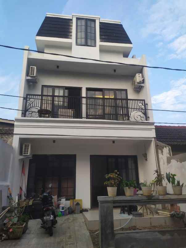 rumah tinggal bintaro jaya