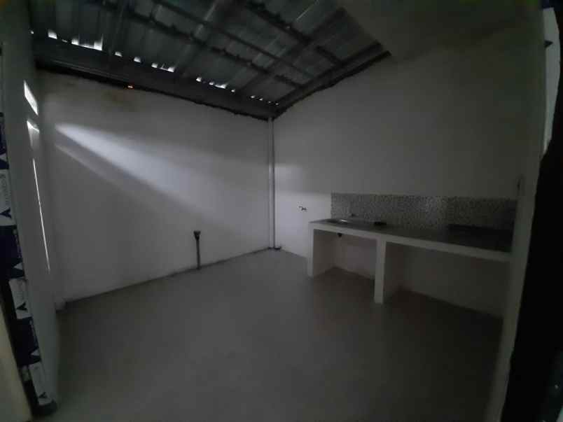 rumah tinggal daerah pondok chandra row jln 2 mobil