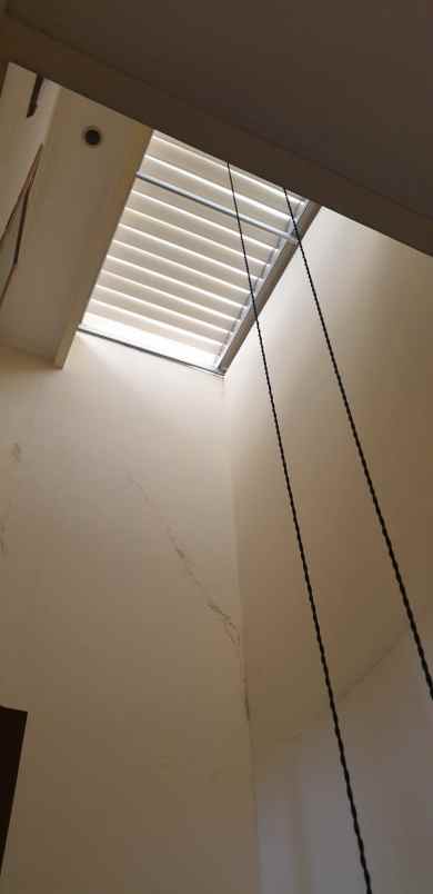 rumah villa permata gading