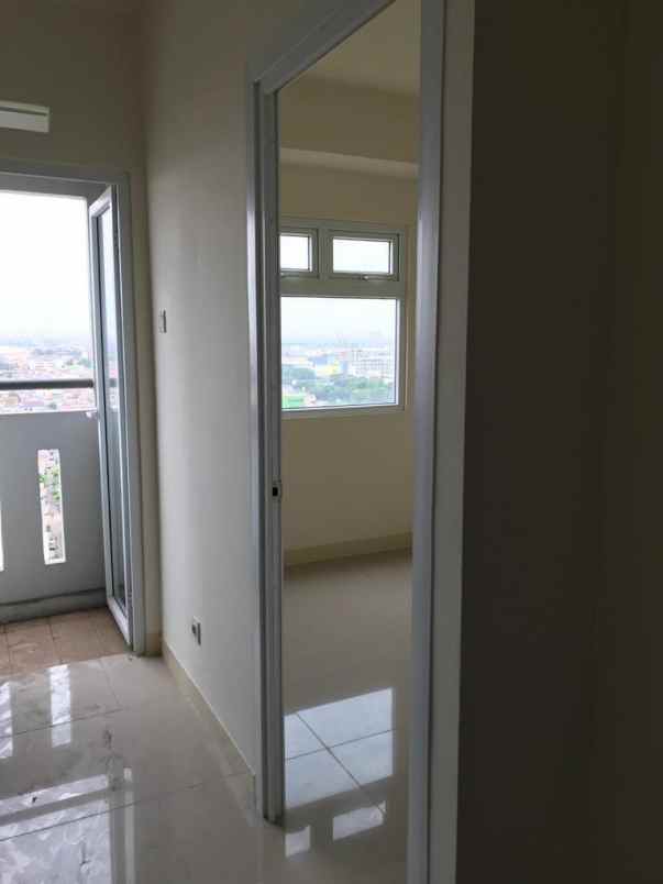 sewa apartemen 2 kamar kosongan di green pramuka city