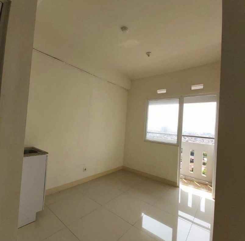 sewa apartemen 2 kamar kosongan di green pramuka city