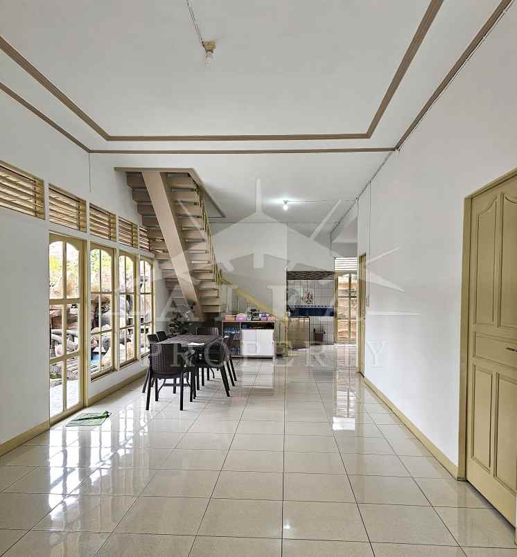 sewa cepat rumah mewah bagus full furnish siap huni
