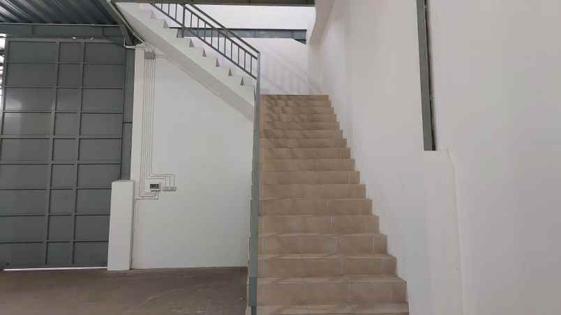 sewa gudang baru perternakkan cengkareng jak bar