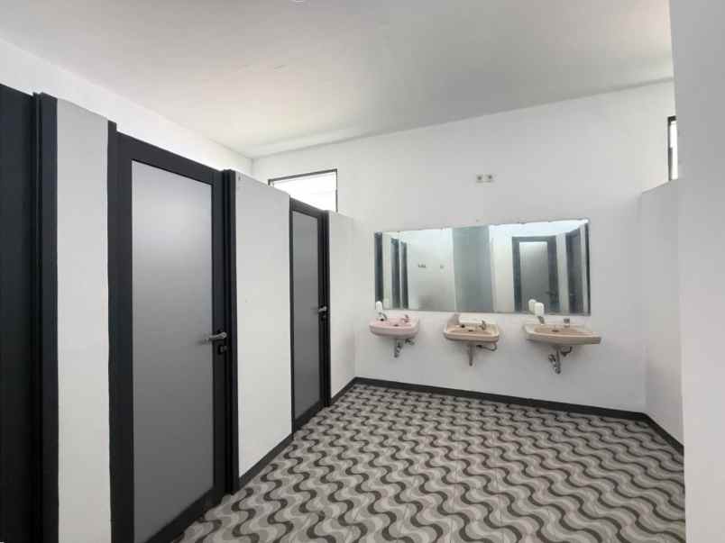 sewa gudang pabrik baru strategis klari karawang timur