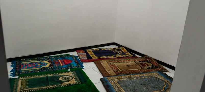 sewa rumah besar kantor daerah solo strategis