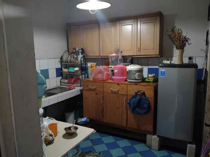sewa rumah komplek di villa japos