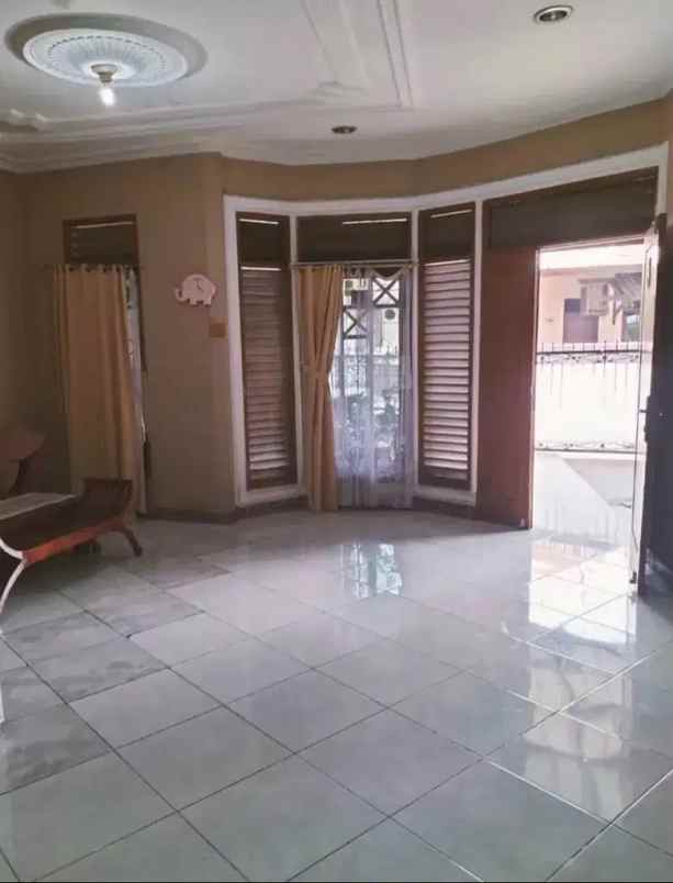 stock rumah luas jurangmangu barat siap dimiliki