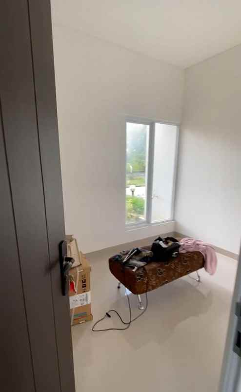 take over 78jt dekat tol di perum permata mansion