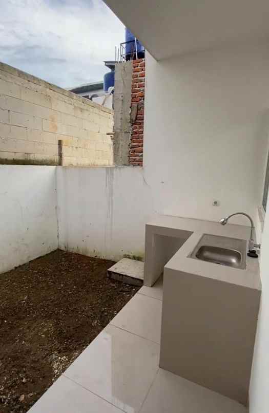 take over 78jt dekat tol di perum permata mansion