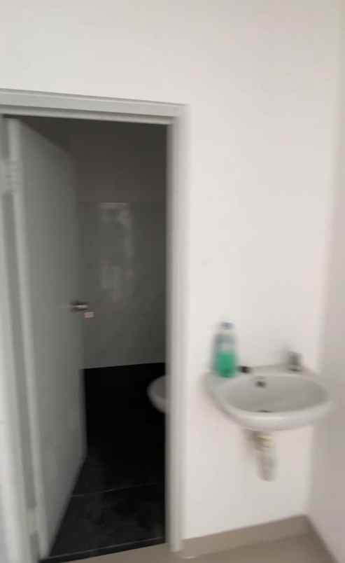 take over 78jt dekat tol di perum permata mansion