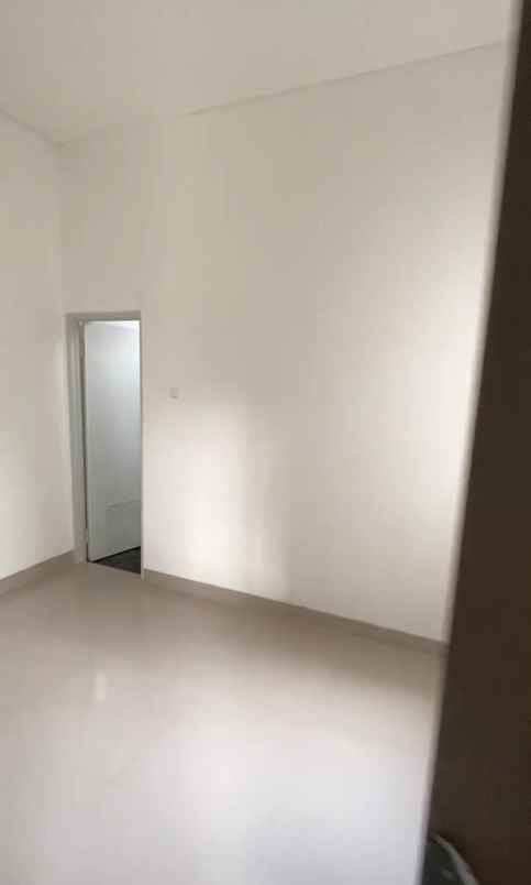 take over 78jt dekat tol di perum permata mansion