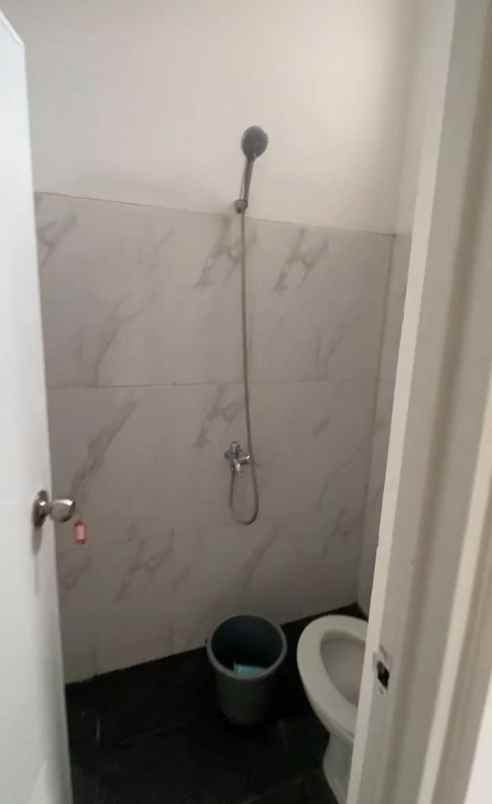 take over 78jt dekat tol di perum permata mansion