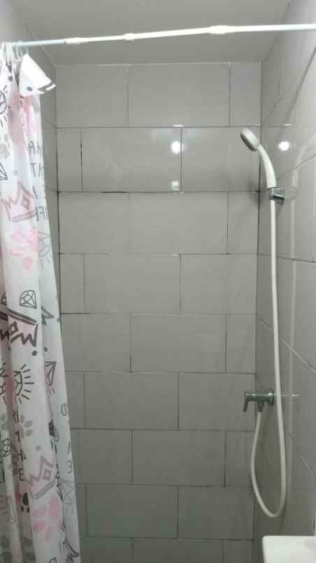 amor pakuwon city lantai 26 studio semi furnished nego