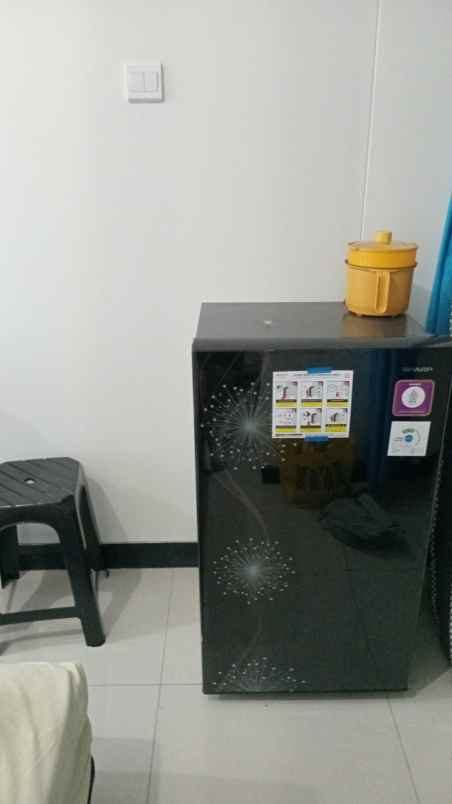 amor pakuwon city lantai 26 studio semi furnished nego