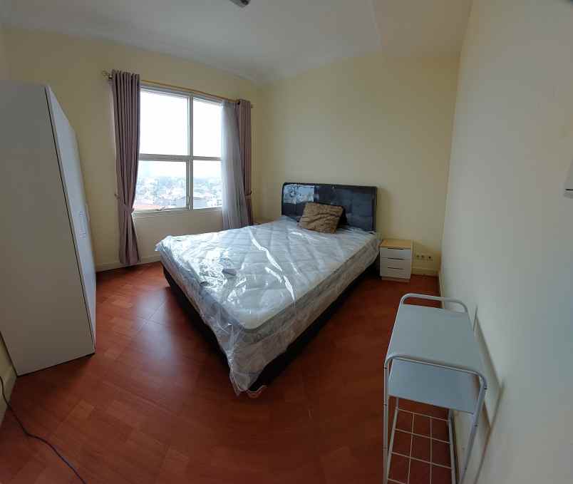 apartment batavia 2 kamar 85m furnish tower 2 13jt bln