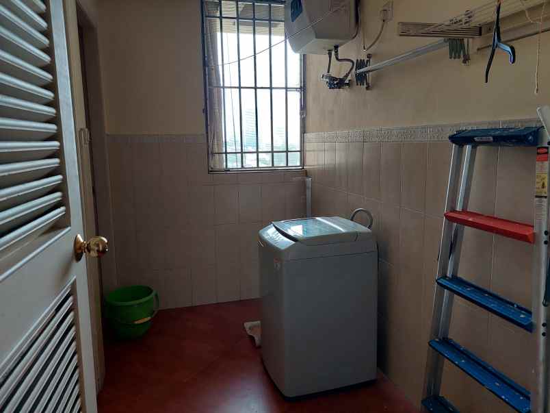 apartment batavia 2 kamar 85m furnish tower 2 13jt bln