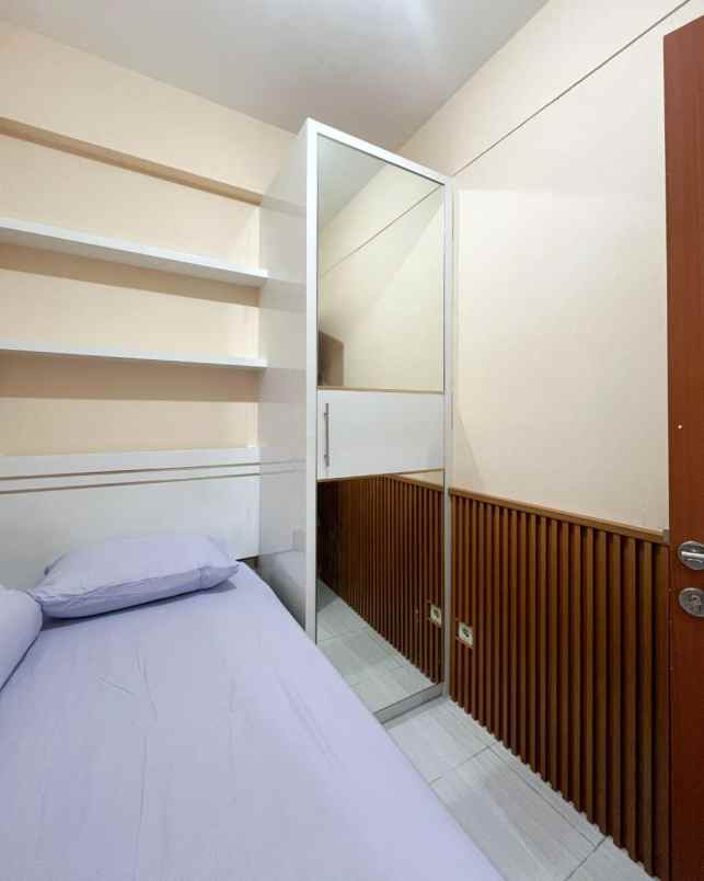 apartment puncak dharmahusada siap huni full furnish