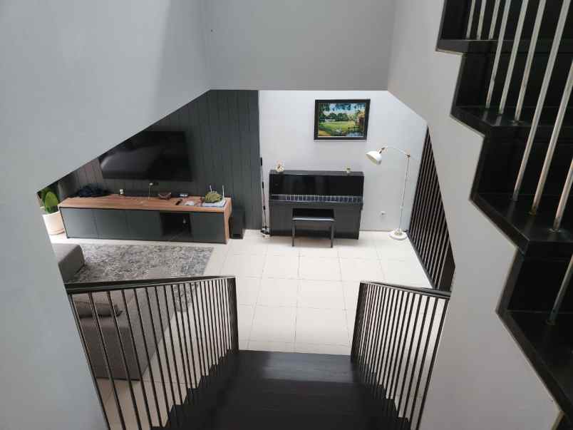 crystal golf citraland minimalis furnished siap huni