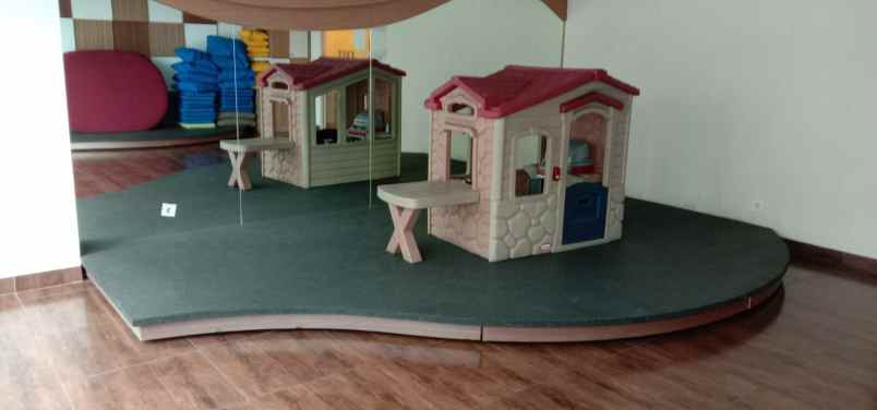 dijual apartemen 105 boulevard diponegoro