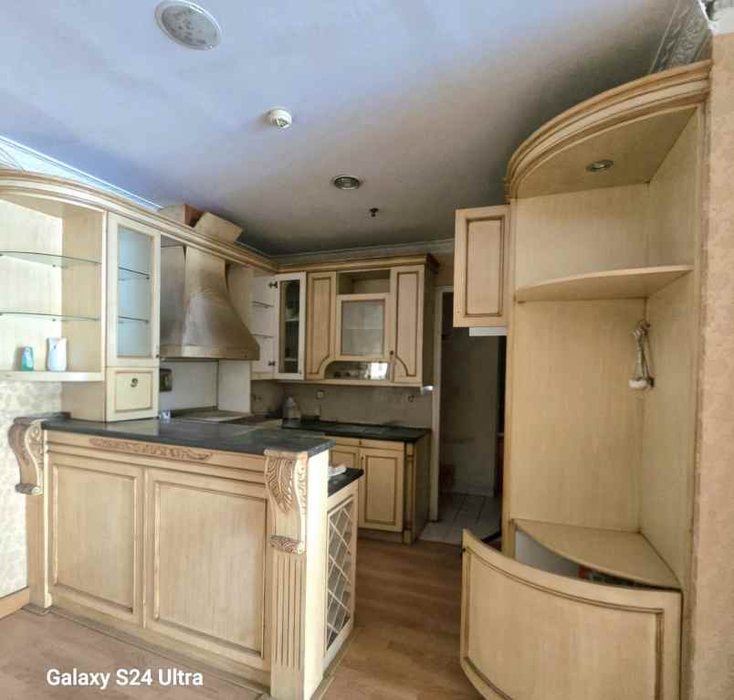 dijual apartemen apartemen frenchwalk moi