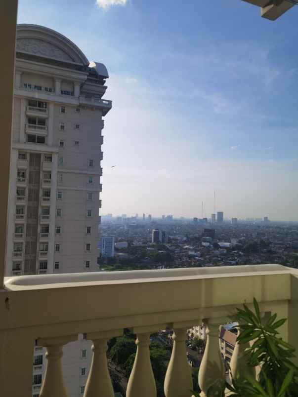 dijual apartemen bellezza permata hijau
