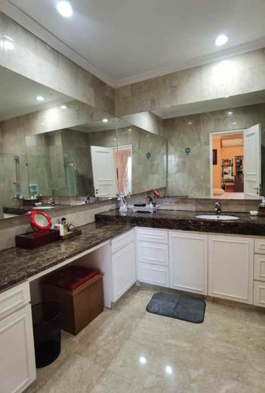 dijual apartemen bellezza permata hijau