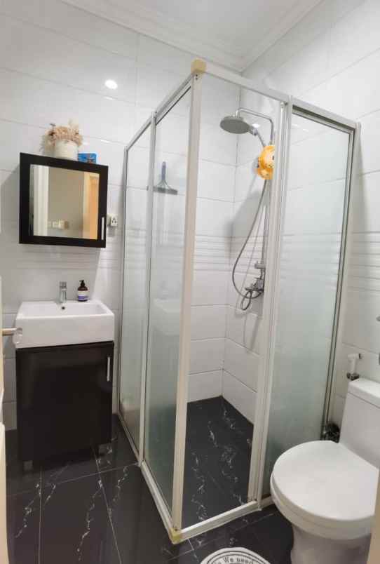 dijual apartemen bellezza permata hijau