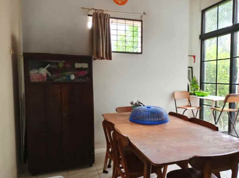 dijual apartemen cluster emerald serpong utara