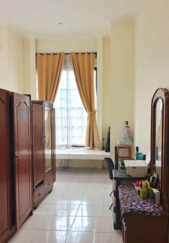 dijual apartemen cluster emerald serpong utara