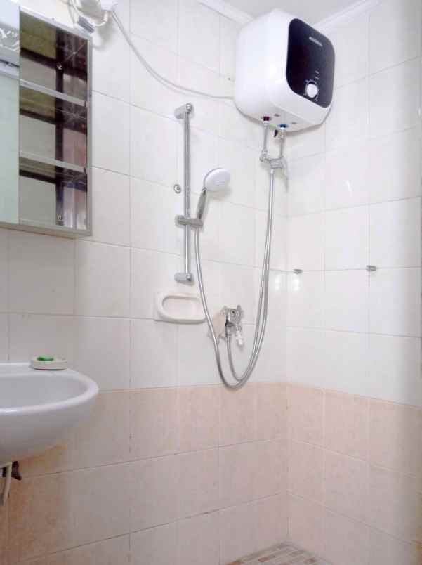 dijual apartemen gading mediterania kelapa